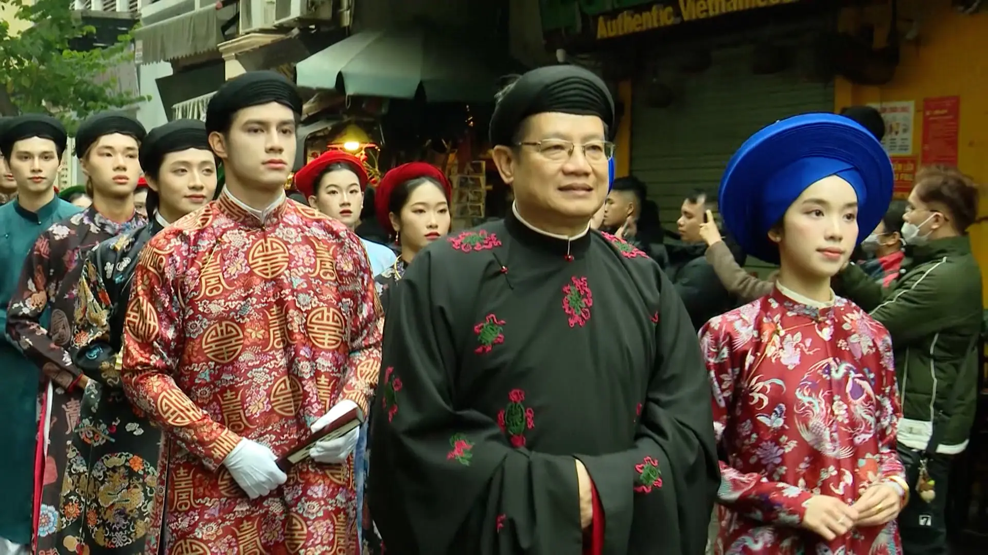 Cổ phục Việt - tiếng vọng của tự hào | Văn hóa và sự kiện | 26/07/2025